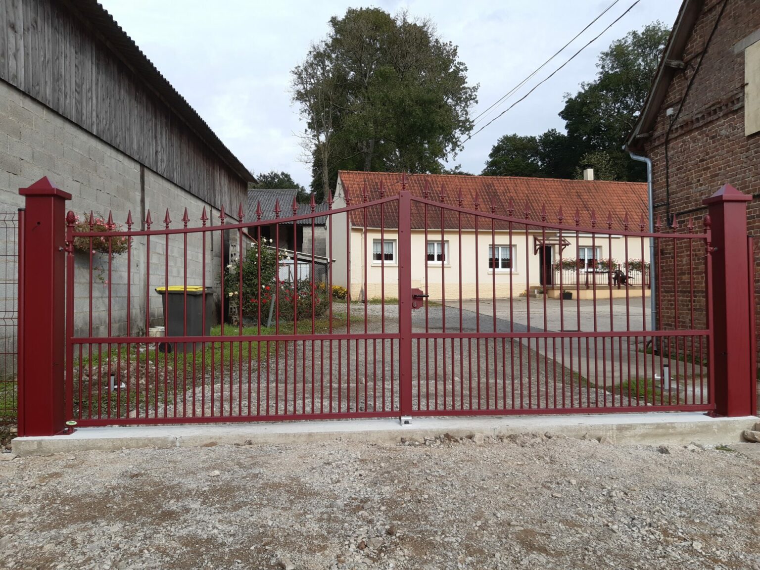 CAMOMILLE 2 BATTANTS - TRAVERSE DROITE SUR LE BAS - BORDFEAU 3005
