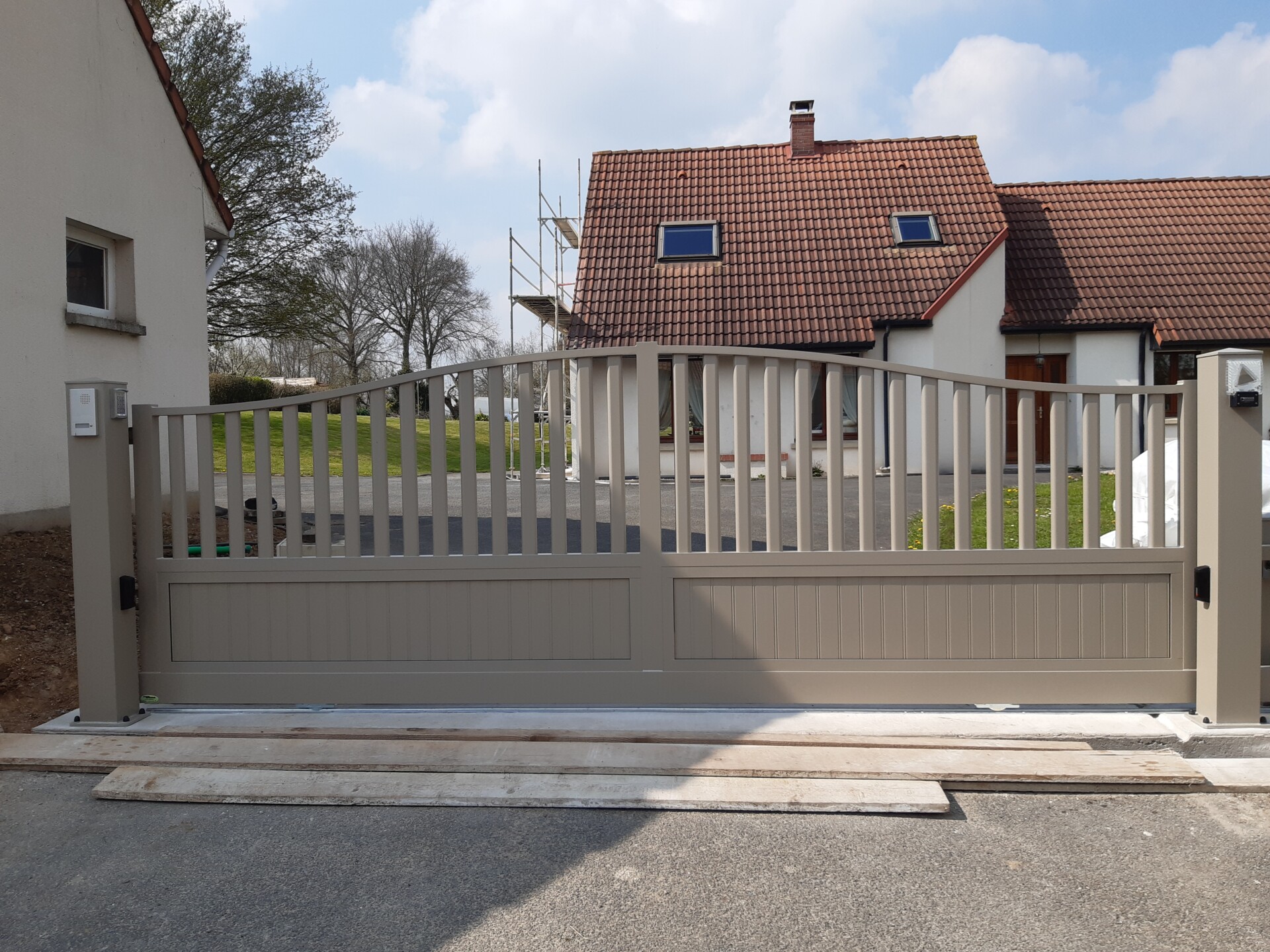 BOUTON D'OR COULISSANT