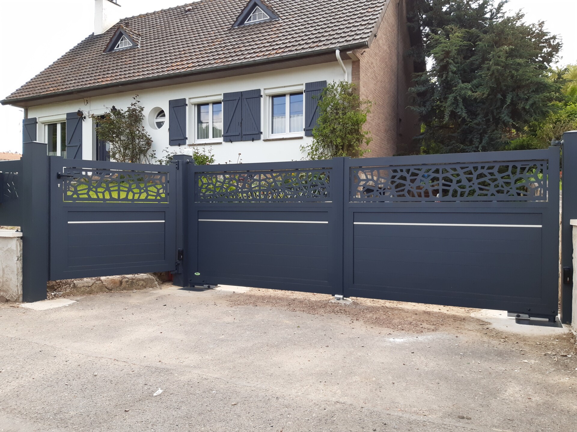 LOBELIA 2 BATTANTS ET PORTILLON