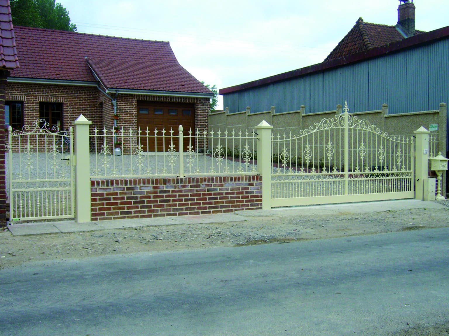 LAVANDE COULISSANT - PORTILLON - GRILLES SUR MURET