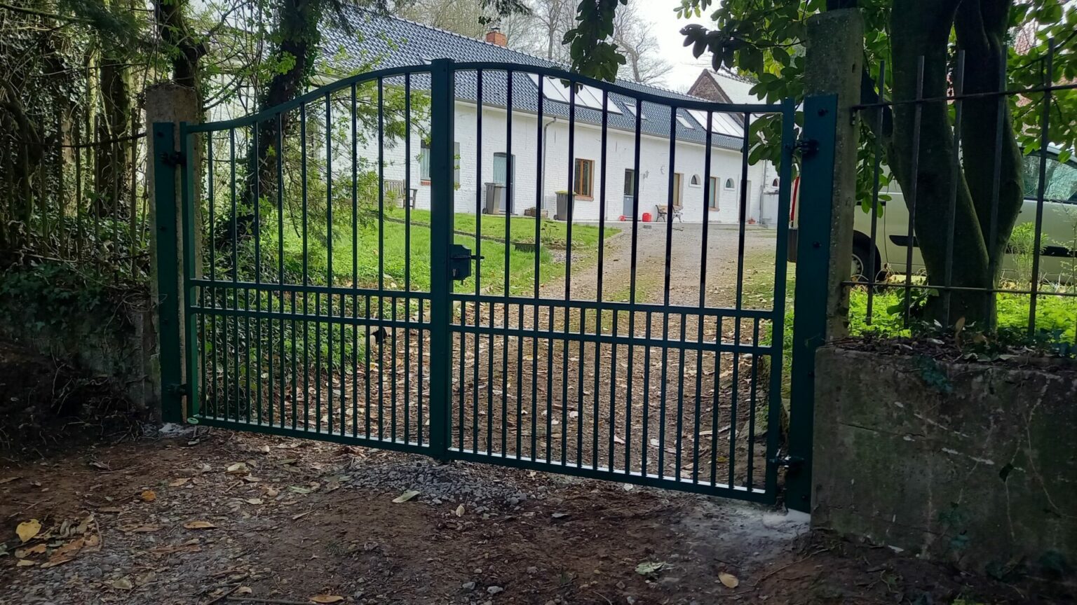 025415 HUCQUELIERS 1