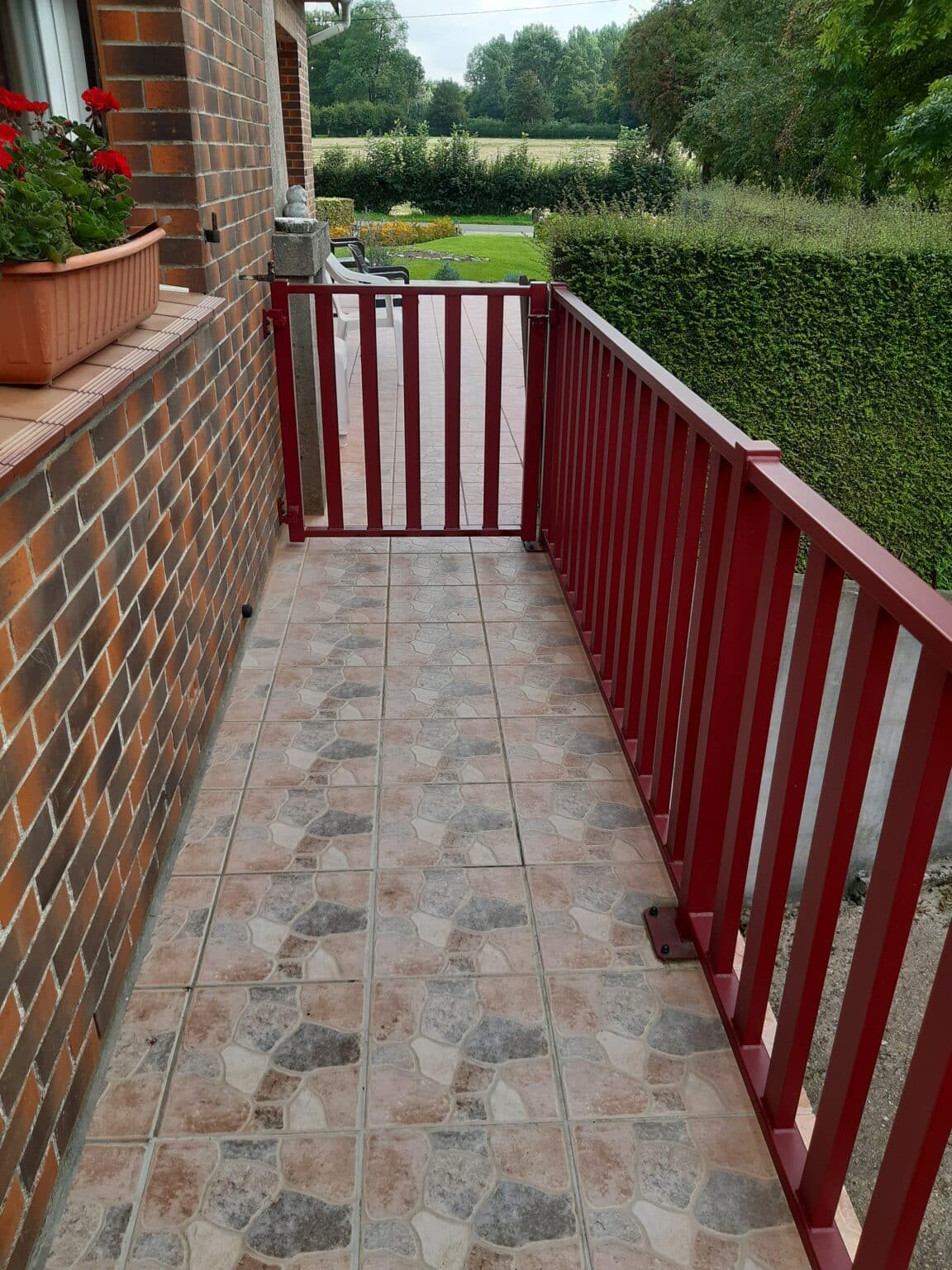 FAUCON 023527 RUISSEAUVILLE bordeau 3005 2